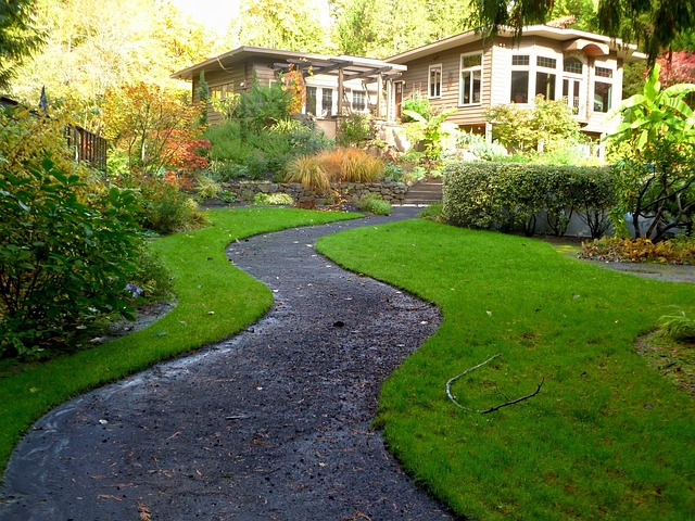 Yard Waste Removal: Eco-Friendly Homes Through Organic Recycling