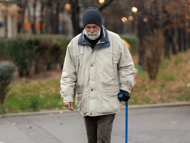 elderly-person-640x480-64512900.jpeg
