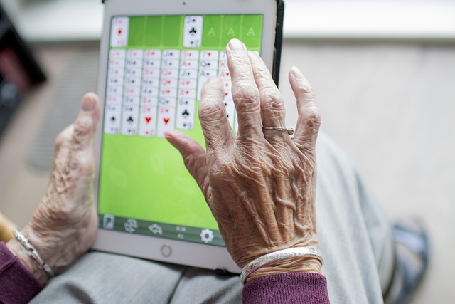 elderly-person-640x480-81195383.jpeg