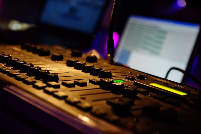 event-planning-640x480-72420522.jpeg