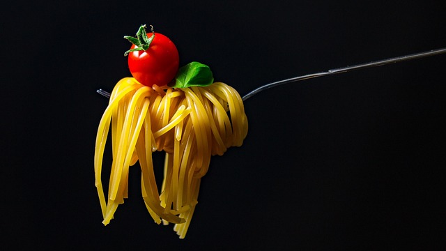 local-food-640x480-21306750.jpeg