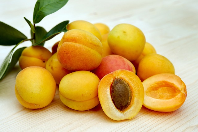 local-food-640x480-86544136.jpeg