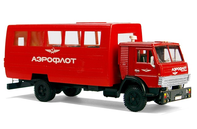 airport-car-travel-service-transport-s-640x480-52616073.jpeg