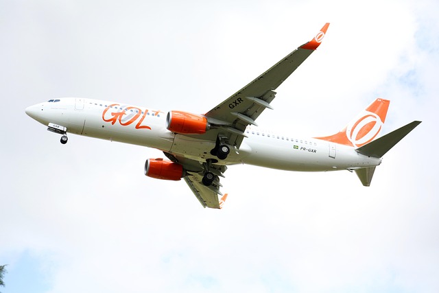 round-trip-shuttle-airport-transport-r-640x480-98365028.jpeg