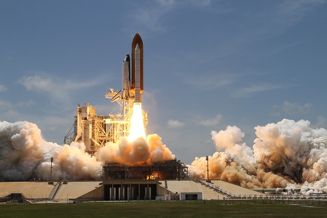 group-shuttle-640x480-82330805.jpeg
