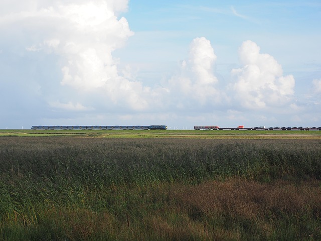transport-shuttle-640x480-70569847.jpeg