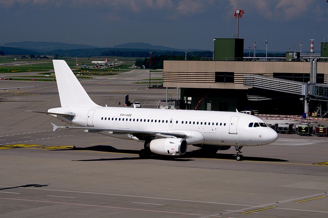 airport-transport-640x480-83091032.jpeg