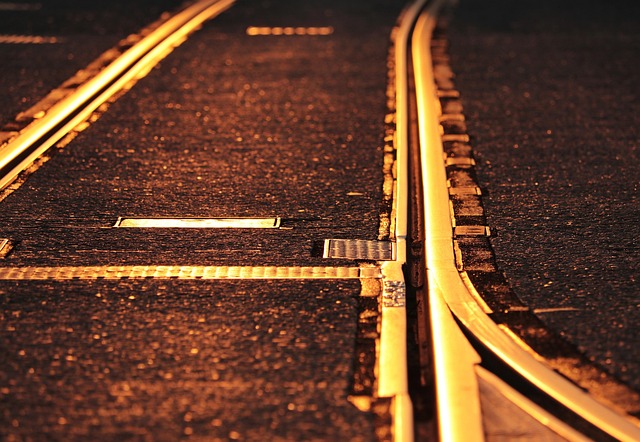 transportation-640x480-32565378.jpeg