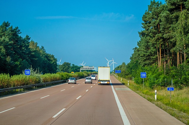 two-way-shuttle-640x480-98107807.jpeg
