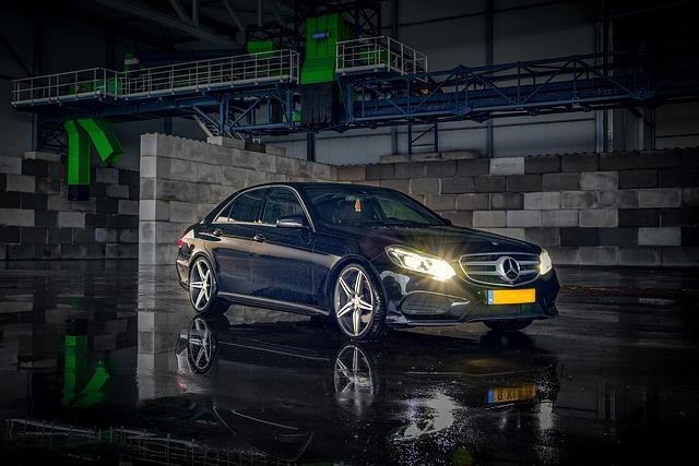 airport-sedan-640x480-41392305.jpeg