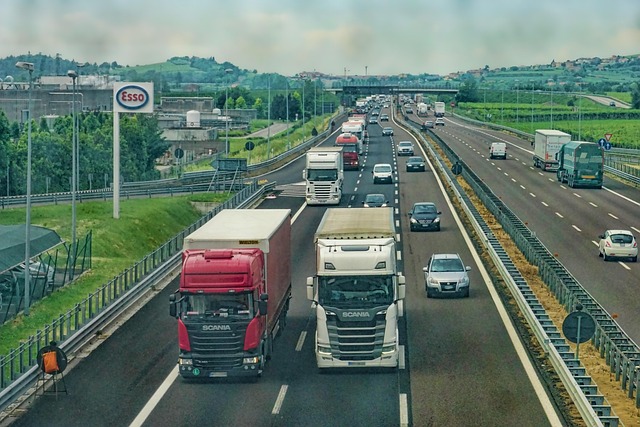 executive-transport-640x480-97769787.jpeg