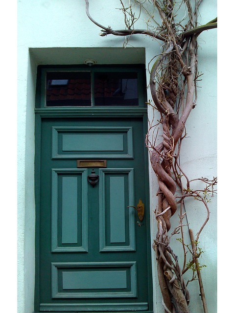 front-door-pickup-640x480-26956685.jpeg