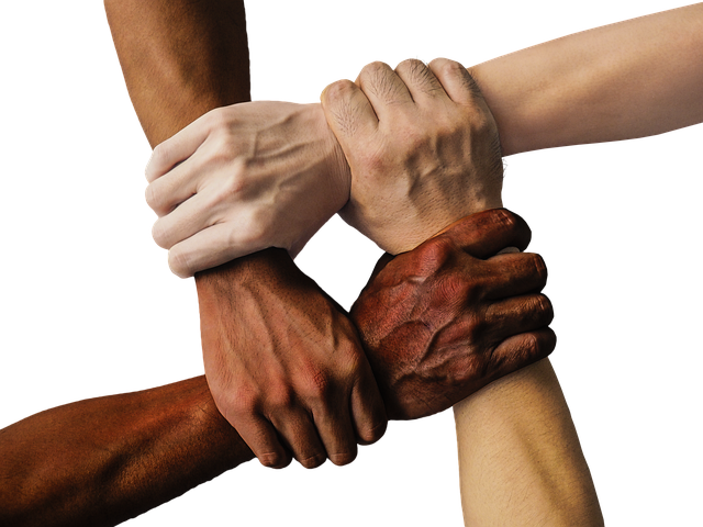 group-shuttle-640x480-64075054.png