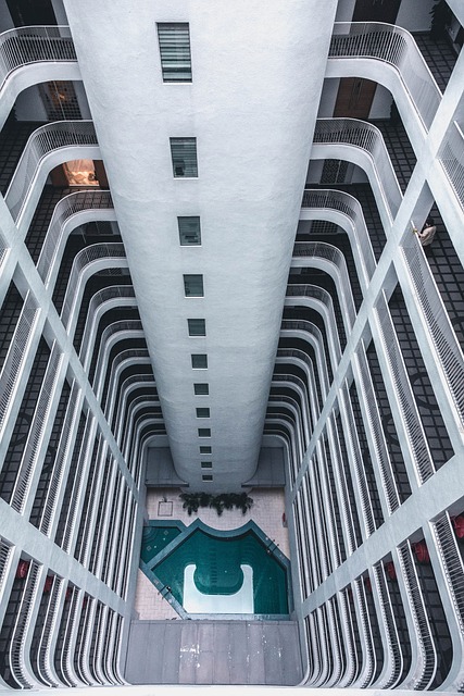 hotel-shuttle-640x480-95010890.jpeg