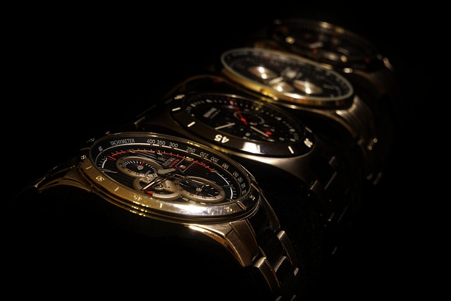 on-time-640x480-22469697.jpeg