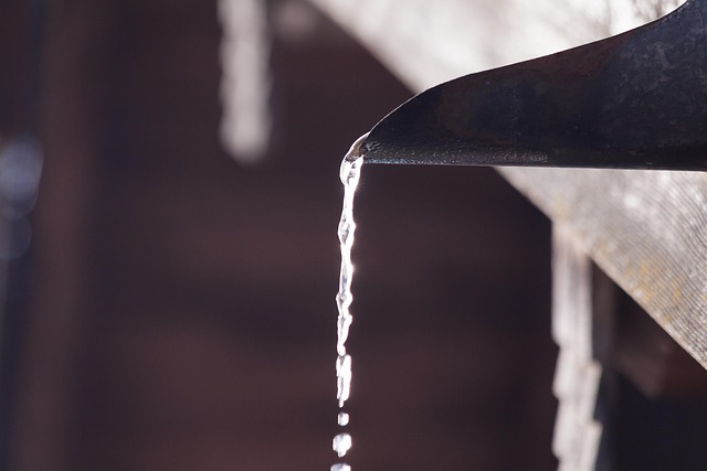sagging-gutters-640x480-52129753.jpeg